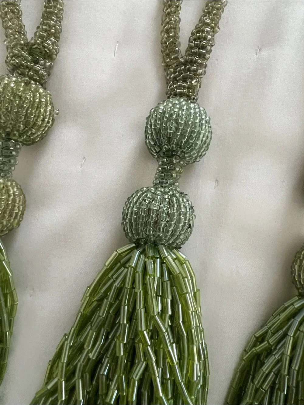 Decorative ArtDeco Beaded Tassel Set - Green -